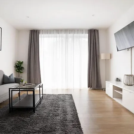 Elegante Rua Garrett Apartamento *